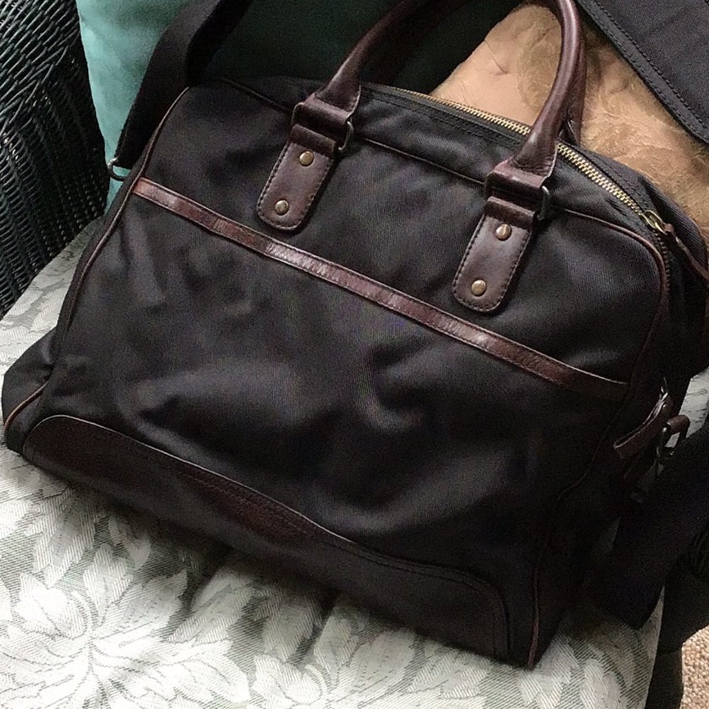 Banana republic leather & canvas executive bag